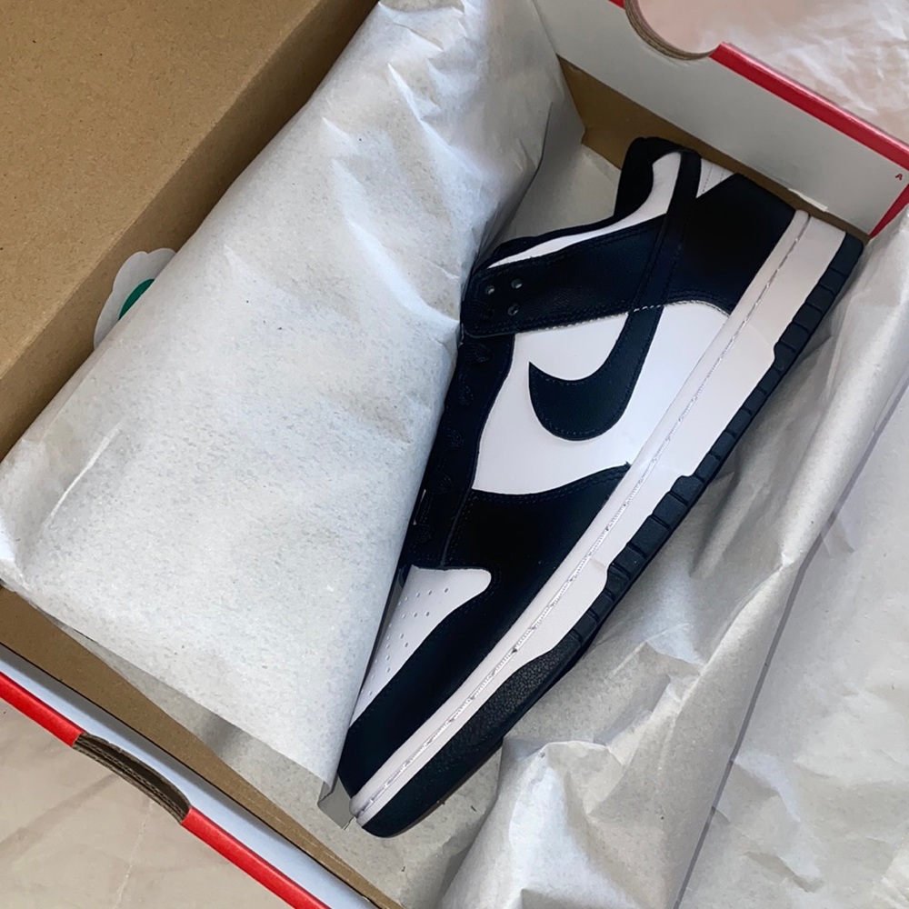 Nike Dunk low retro White Black Panda 2021